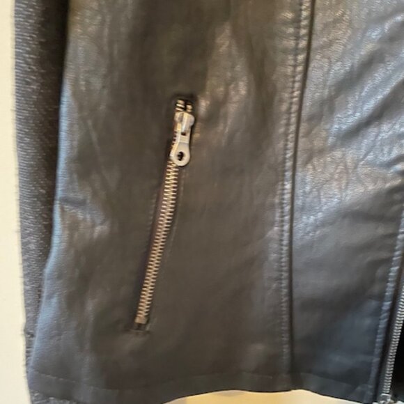 Xhilaration Black Faux Leather and Sweater Jacket Women- Size L - NWOT - Picture 3 of 14
